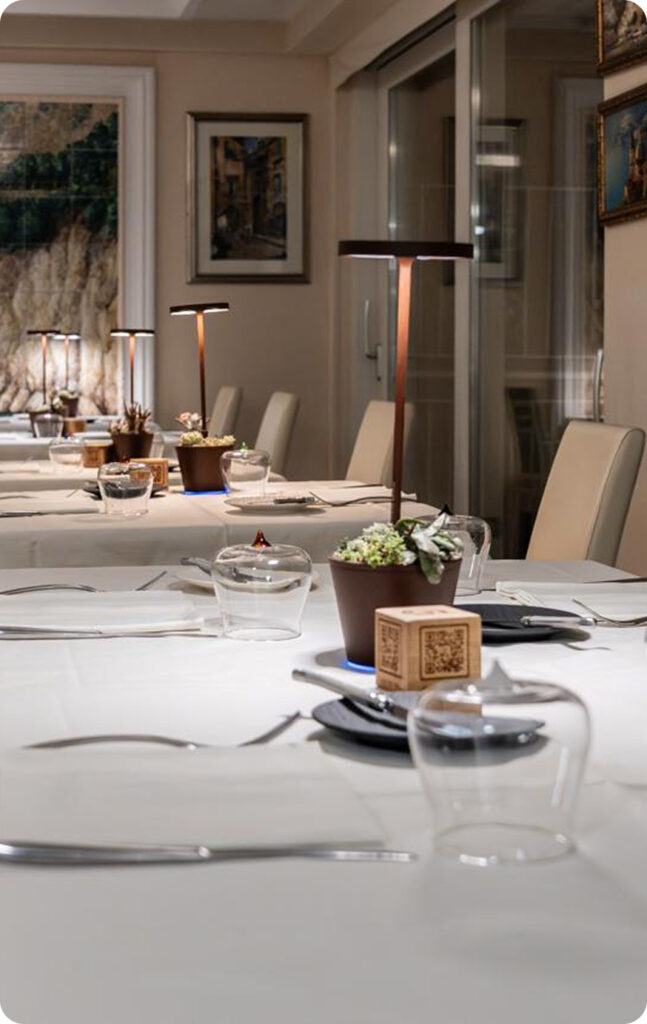 vista tavoli nonna nonna ristorante a praiano